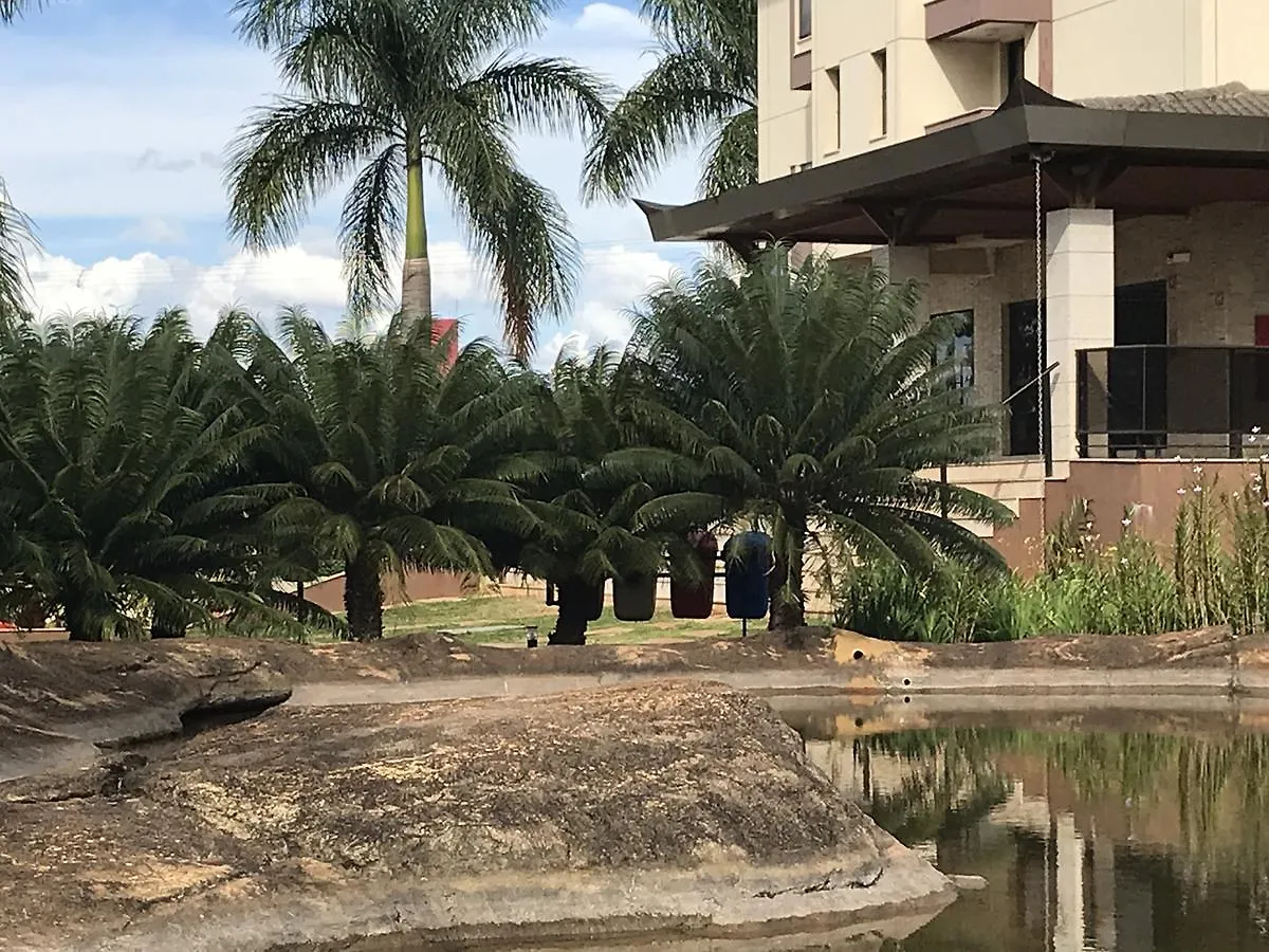 Flat Em Resort Incrivel A 10 Min Da Esplanada, Stf E Pgr Brazíliaváros 0*,  Brazília